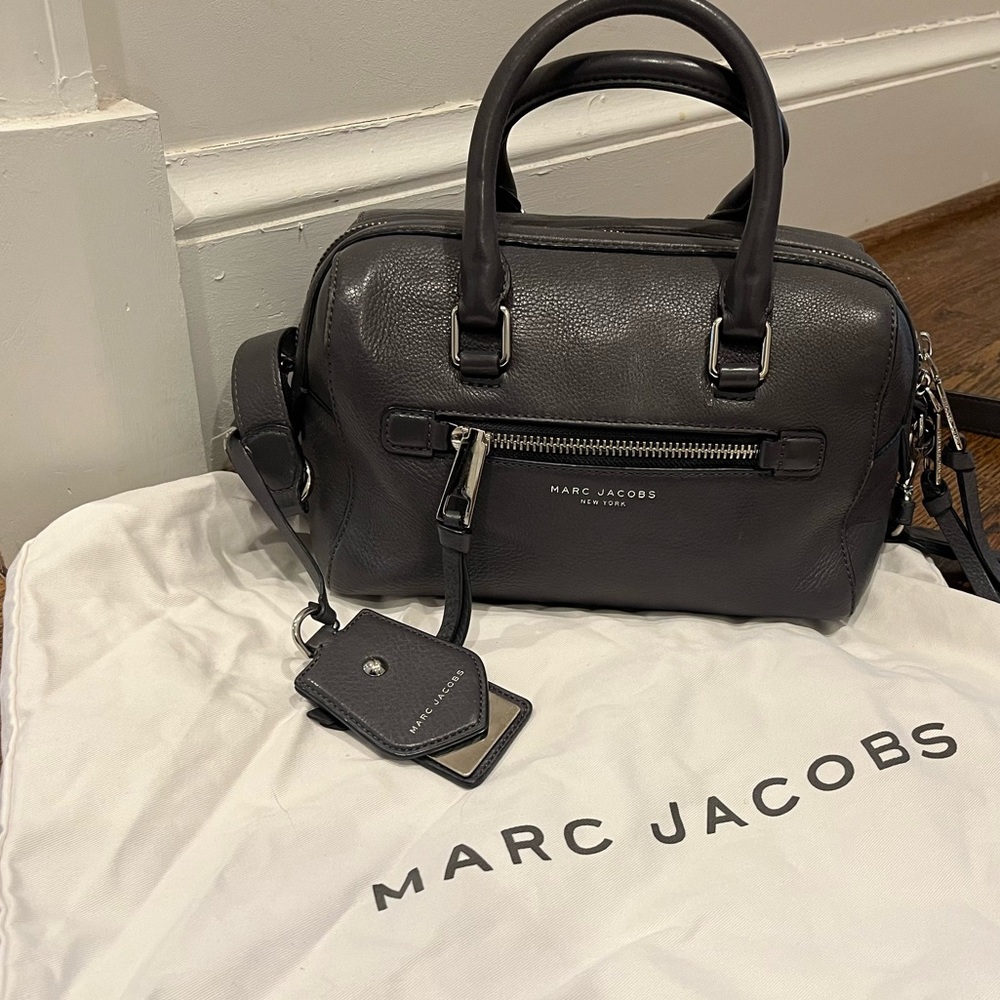 Marc Jacobs RECRUIT SMALL BAULETTO SATCHEL in Charcoal Gray